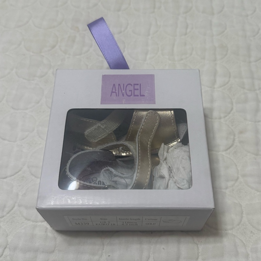 Angel Baby Gold Sandals by L’Amour - Size 2 -NEW IN BOX